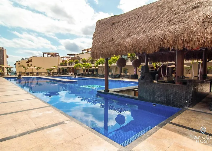 Oceanview Penthouse & Rooftop Pool Near Mamitas Сasa de vacaciones