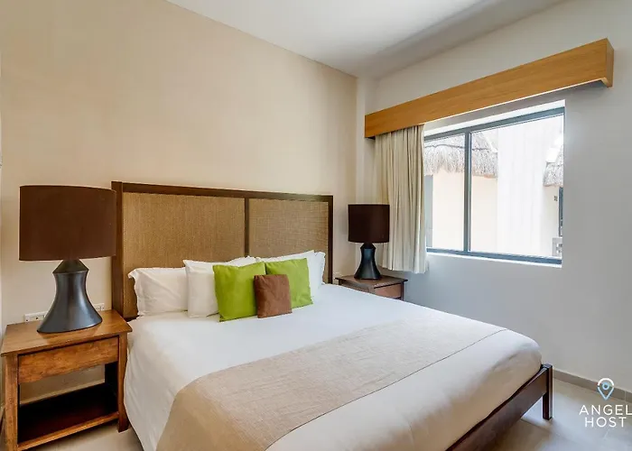 Сasa de vacaciones Oceanview Penthouse & Rooftop Pool Near Mamitas Playa del Carmen