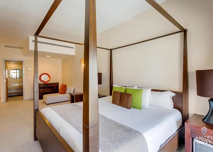 Сasa de vacaciones Oceanview Penthouse & Rooftop Pool Near Mamitas Playa del Carmen